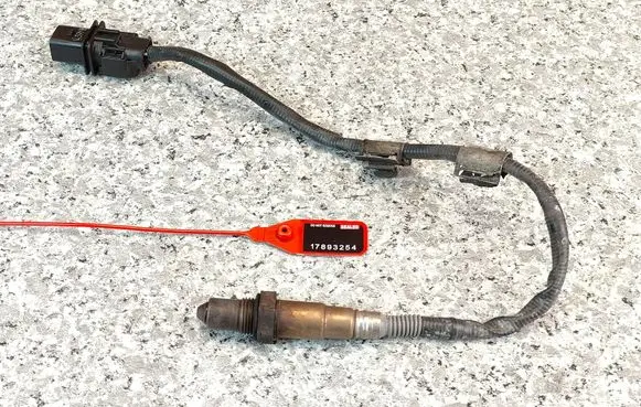 BMW 5 F10 F11 Lambda probe sensor 7793825