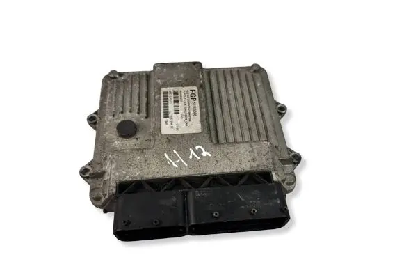 Fiat Punto (199) Engine control unit/module 55186608 7160000402 4856085CD