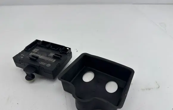 Audi A6 C7 Door control unit/module 4G8959793J