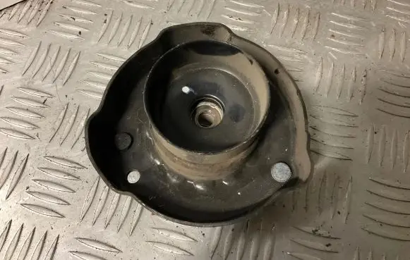 Mercedes-Benz E W211 Coil spring mount 2113200026
