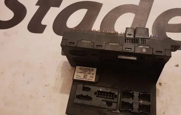 Mercedes-Benz E W211 Comfort/convenience module A2115454301 2115454301