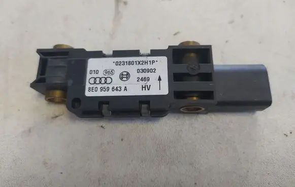 Audi A4 S4 B6 8E 8H Airbag deployment crash/impact sensor 8E0959643A