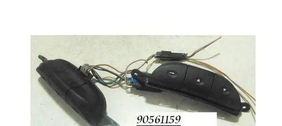 Opel Zafira A Steering wheel buttons/switches 90561159