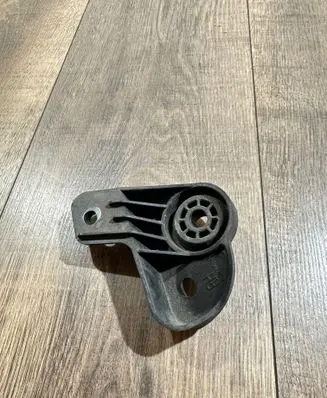 Radiator support slam panel bracket