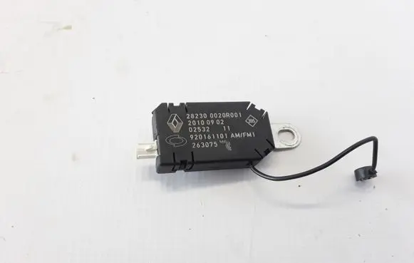 Renault Latitude (L70) Aerial GPS antenna 282300020R