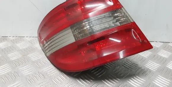 Mercedes-Benz B W245 Rear/tail lights A1698202564