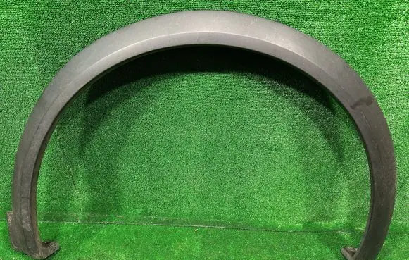 Renault Captur II Front arch trim 638127184R