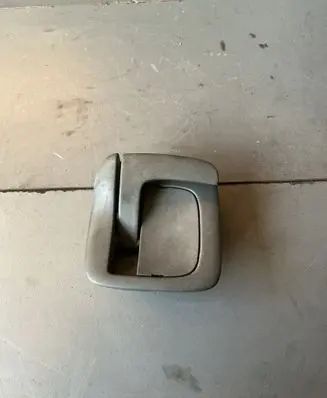 Volvo V70 Engine bonnet (hood) release handle 