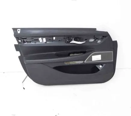 BMW 7 G11 G12 Front door card panel trim 105851304C