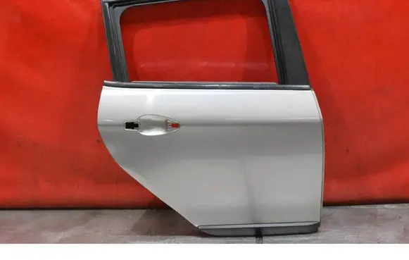 Peugeot 2008 I Rear door