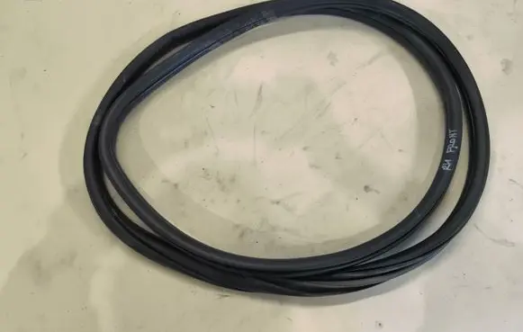 BMW 3 F30 F35 F31 Front door rubber seal