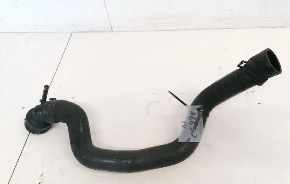 Volkswagen Golf V Engine coolant pipe/hose 6Q0122291E