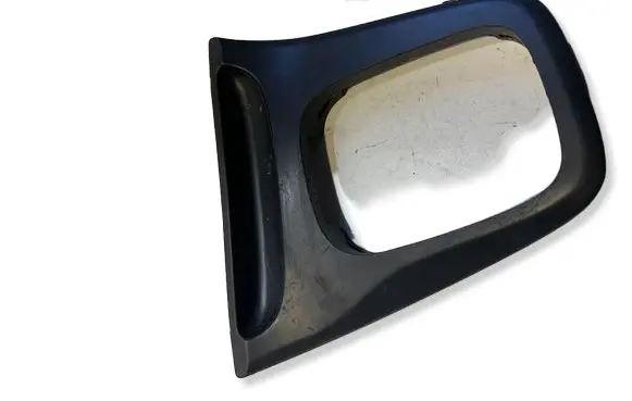Volvo S80 Gear shifter surround trim plastic 9192551 B8693190