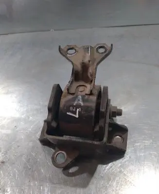 Mitsubishi Lancer VIII Gearbox mounting bracket