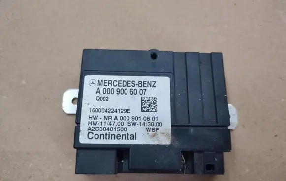 Mercedes-Benz C W205 Fuel injection pump control unit/module A0009006007