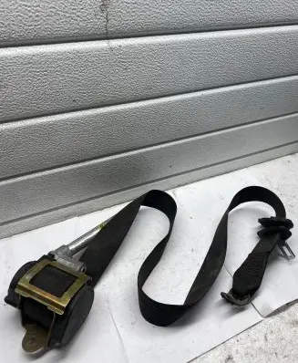 Audi A6 S6 C4 4A Front seatbelt 4A0857706