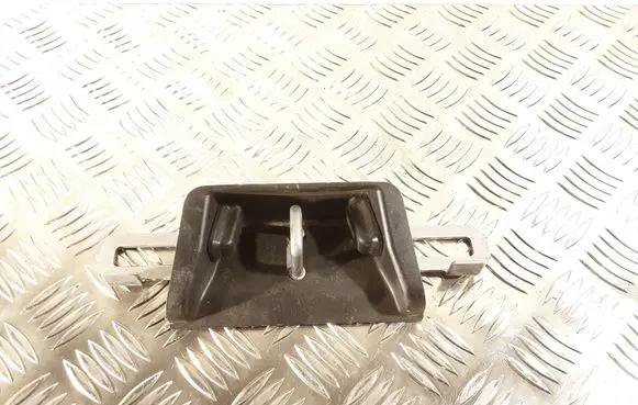 Volvo XC40 Loading door lock loop/hook striker 31462585