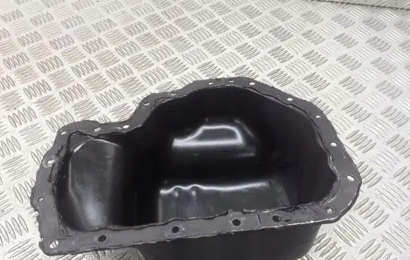 Skoda Fabia Mk1 (6Y) Oil sump 03D103602Q