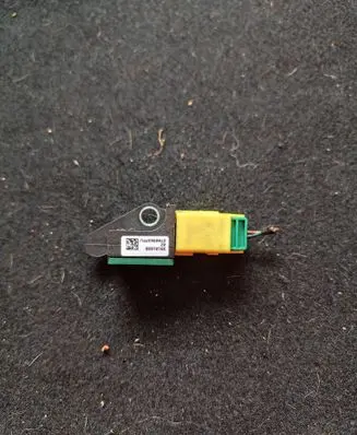 Skoda Superb B6 (3T) Airbag deployment crash/impact sensor 8K0973323S