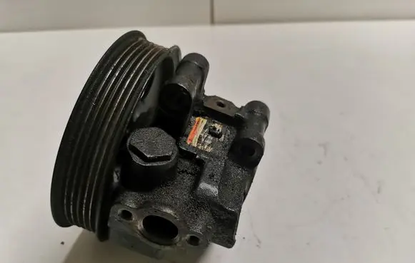 Power steering pump