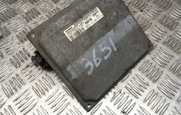 Ford Fiesta Engine control unit/module S118325001 S120977015 4S6112A650SB
