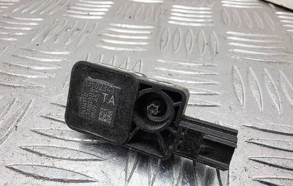 Opel Insignia A Airbag deployment crash/impact sensor 13502341