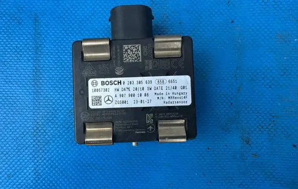 Mercedes-Benz Sprinter W907 W910 ACC Distronic radar sensor grill/trim A9079001008 0203305639 10067302