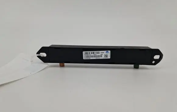 Ram 1500 Antenna control unit P68306857AA