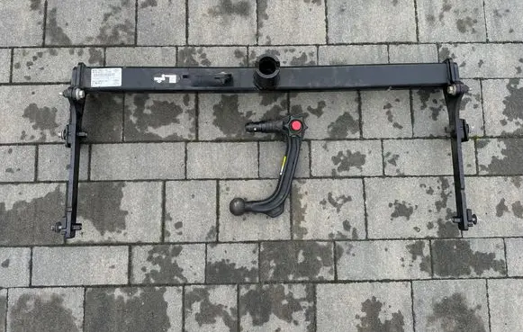 Ford Focus Tow bar MX0J19D521GA