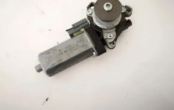 Mercedes-Benz ML W164 Seat adjustment motor 0390203001 82028922-4