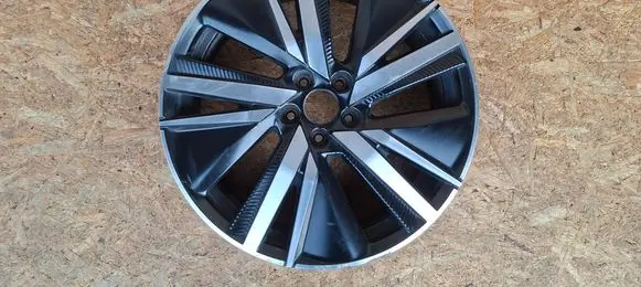 Peugeot 5008 II R19 alloy rim 9832762380 K52T80T