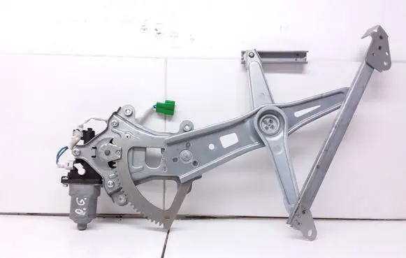 Rear door window regulator with motor
