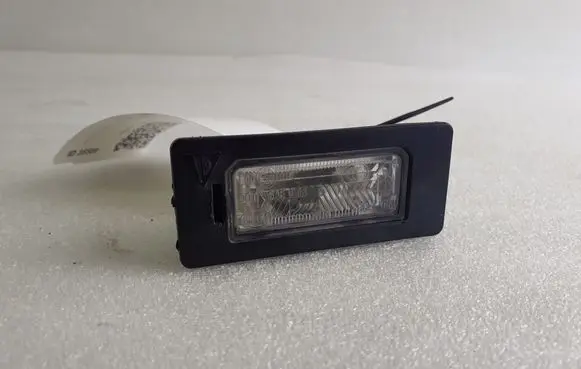 Porsche Panamera (970) Number plate light 7PP943021 A046341