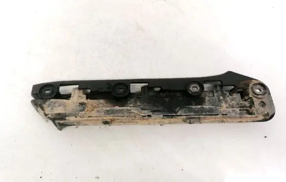 Volkswagen Touran I Front bumper mounting bracket 1T0807049