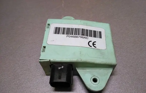 Chrysler Voyager Airbag deployment crash/impact sensor 04868276AB 44837A P04686798AC