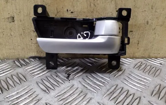 KIA Sorento Rear door interior handle 826232P000