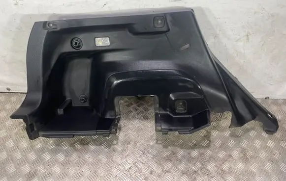 Subaru XV II Trunk/boot lower side trim panel 