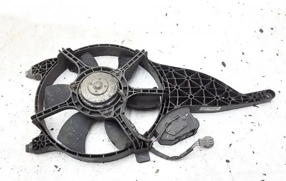 Nissan Navara Electric radiator cooling fan 92120EB400