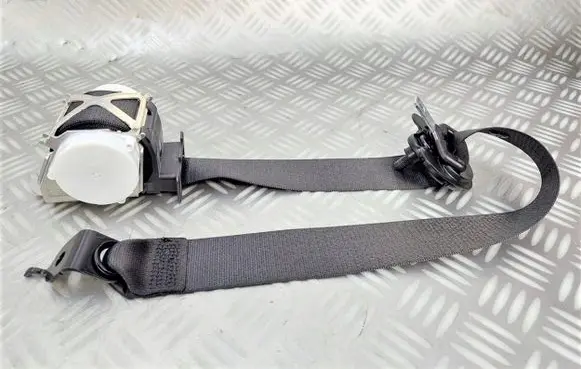 BMW 2 F22 F23 Front seatbelt 33052214