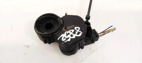 Renault Clio IV Air flap motor/actuator 0905161A T1013034W