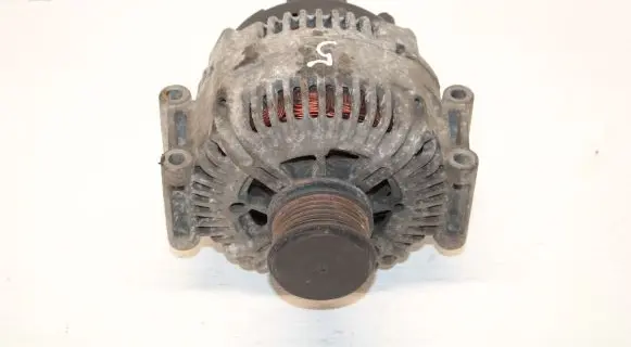 Audi A6 S6 C6 4F Generator/alternator 06E903016D TG16C014