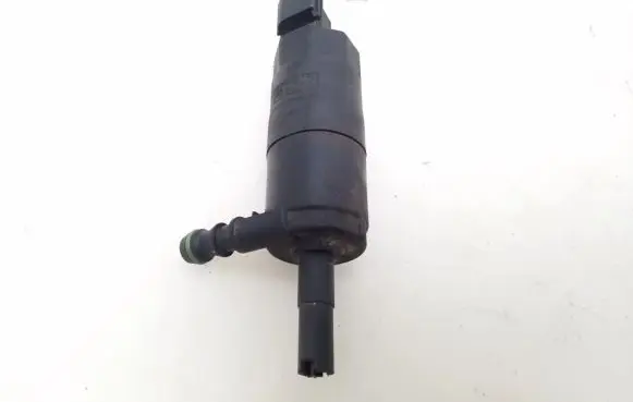 Ford Focus Headlight washer pump 5W9313K082AA