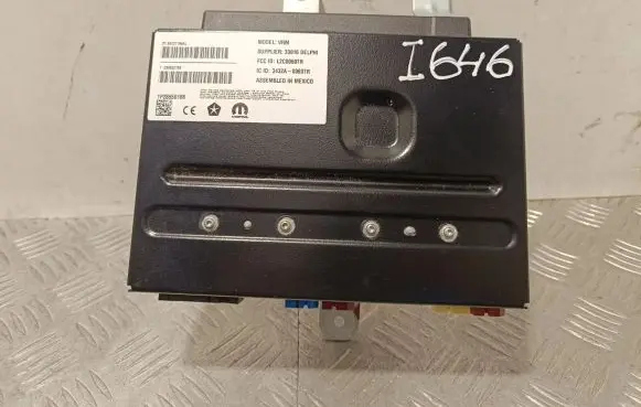 Chrysler Pacifica Camera control unit module 68227168AL