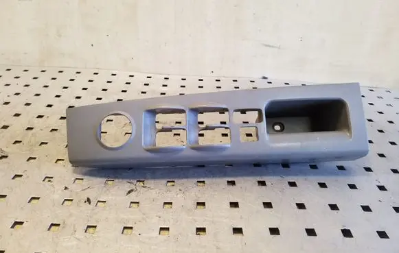 KIA Sorento Other front door trim element 050238