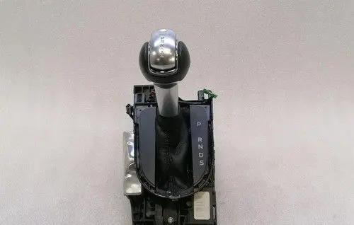 Ford Mustang VI Gear shifter/selector GR3P7K004CD3ZHE
