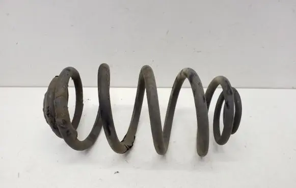 Opel Zafira C Rear coil spring
