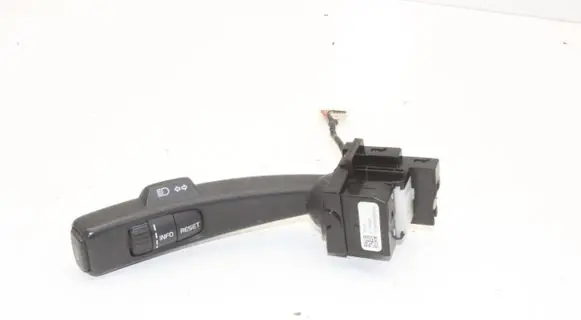 Volvo S60 Indicator stalk 31334647