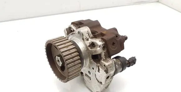 Chrysler Grand Voyager V Fuel injection high pressure pump 0445010152 35022114F 0928400692