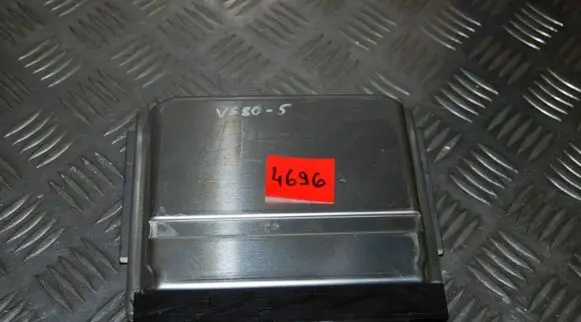 Volvo S80 Engine control unit/module 0281011441