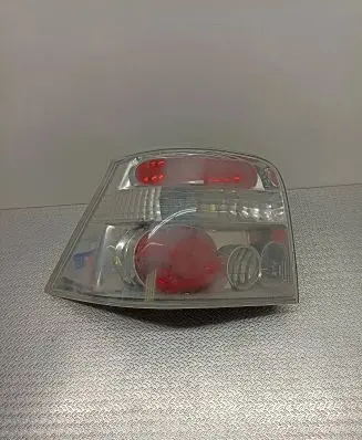 Volkswagen Golf IV Rear/tail lights VGF98TB